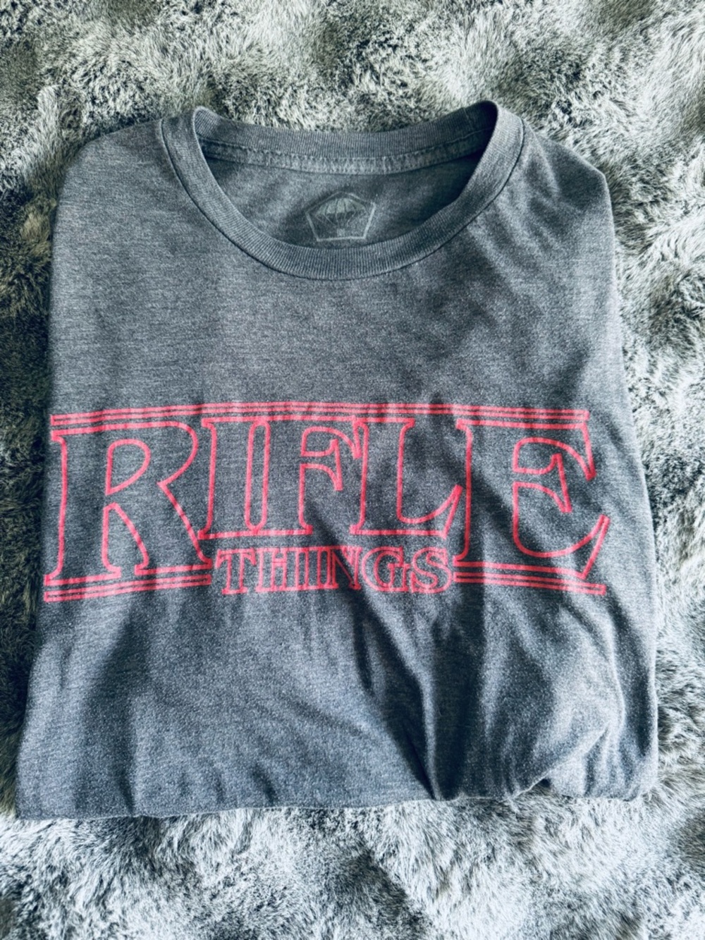 Stranger Things Mens XL T Shirt Grey Red Logo Graphic Netflix Show Tee